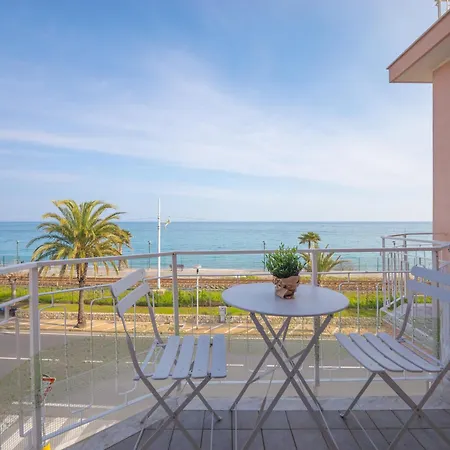 Apartment Babyaccommodation Family Panoramic Iii Pietra Ligure