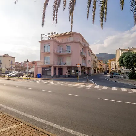 Babyaccommodation Family Panoramic Iii * Pietra Ligure