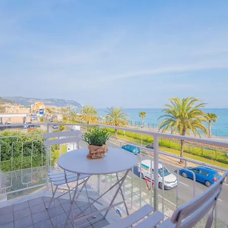 Babyaccommodation Family Panoramic Iii * Pietra Ligure