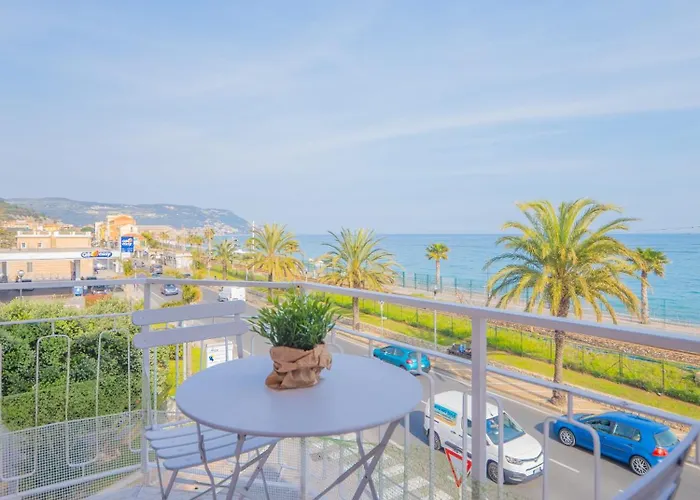 Babyaccommodation Family Panoramic Iii * Pietra Ligure